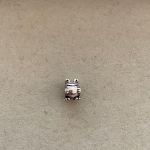 Pandora Frog 🐸 Charm